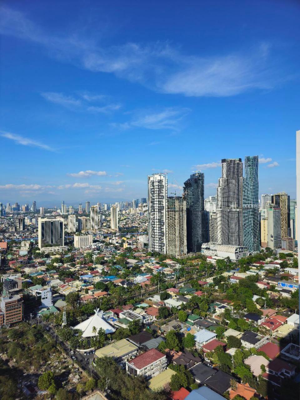 Serene Suite In Jazz Residences Makati City Exterior photo